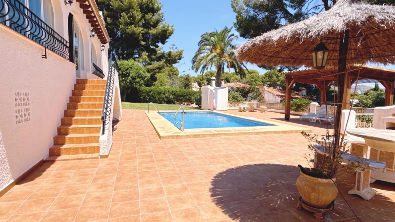 3 soveværelse Villa til salg i Moraira med swimmingpool garage - € 795.000 (Ref: 9954539)