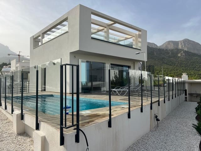 5 soveværelse Villa til salg i Polop med swimmingpool garage - € 680.000 (Ref: 9964406)