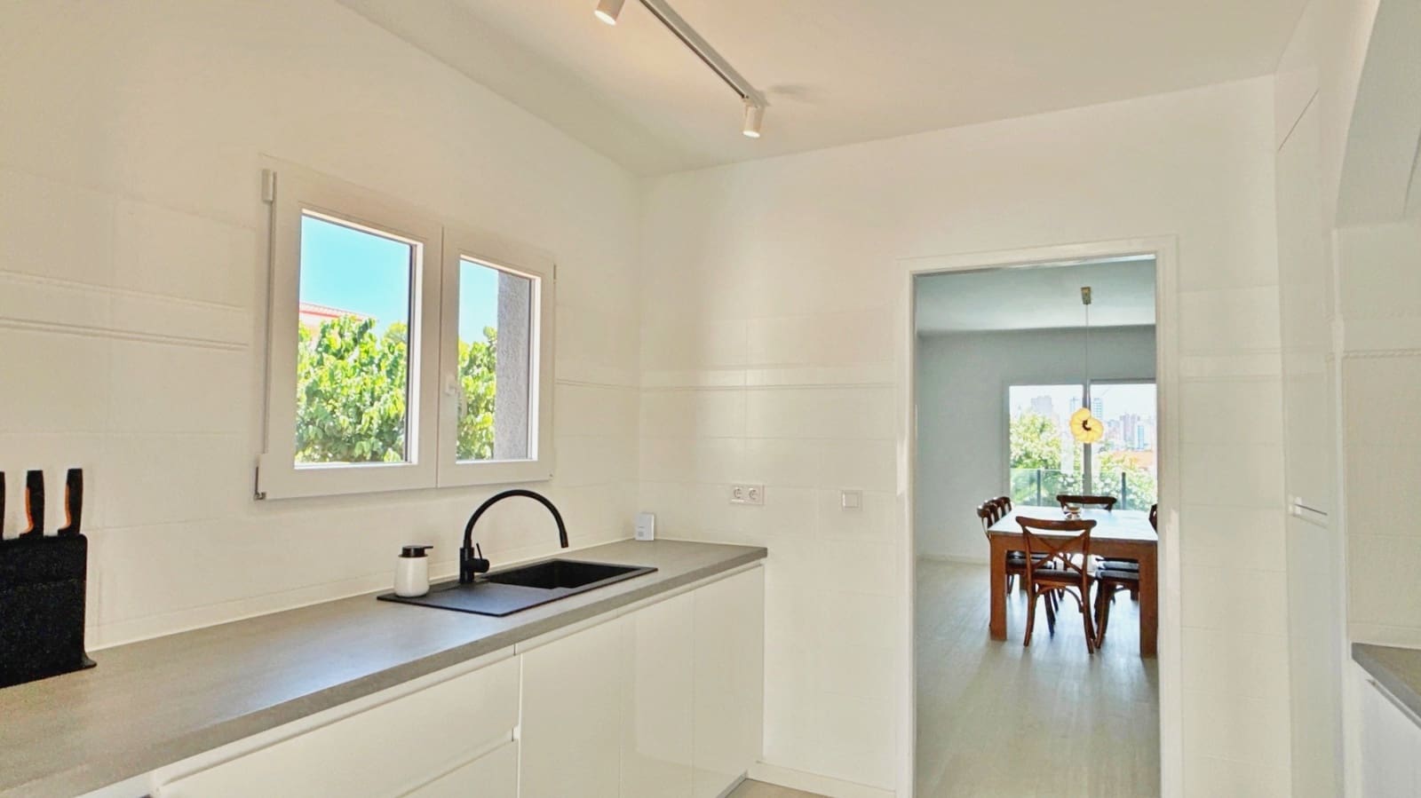 5 Zimmer Villa zu verkaufen in Calpe / Calp mit Pool - 719.000 € (Ref: 9973965)