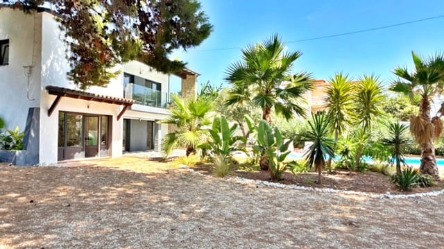 5 Zimmer Villa zu verkaufen in Calpe / Calp mit Pool - 719.000 € (Ref: 9973965)