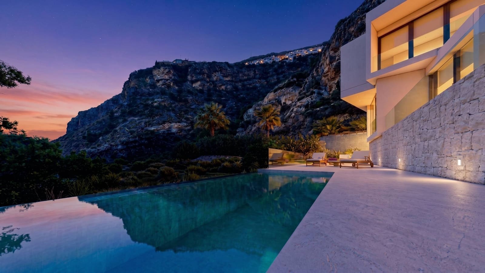 Chalet de 4 habitaciones en Cumbre del Sol en venta con piscina garaje - 2.290.000 € (Ref: 9976126)
