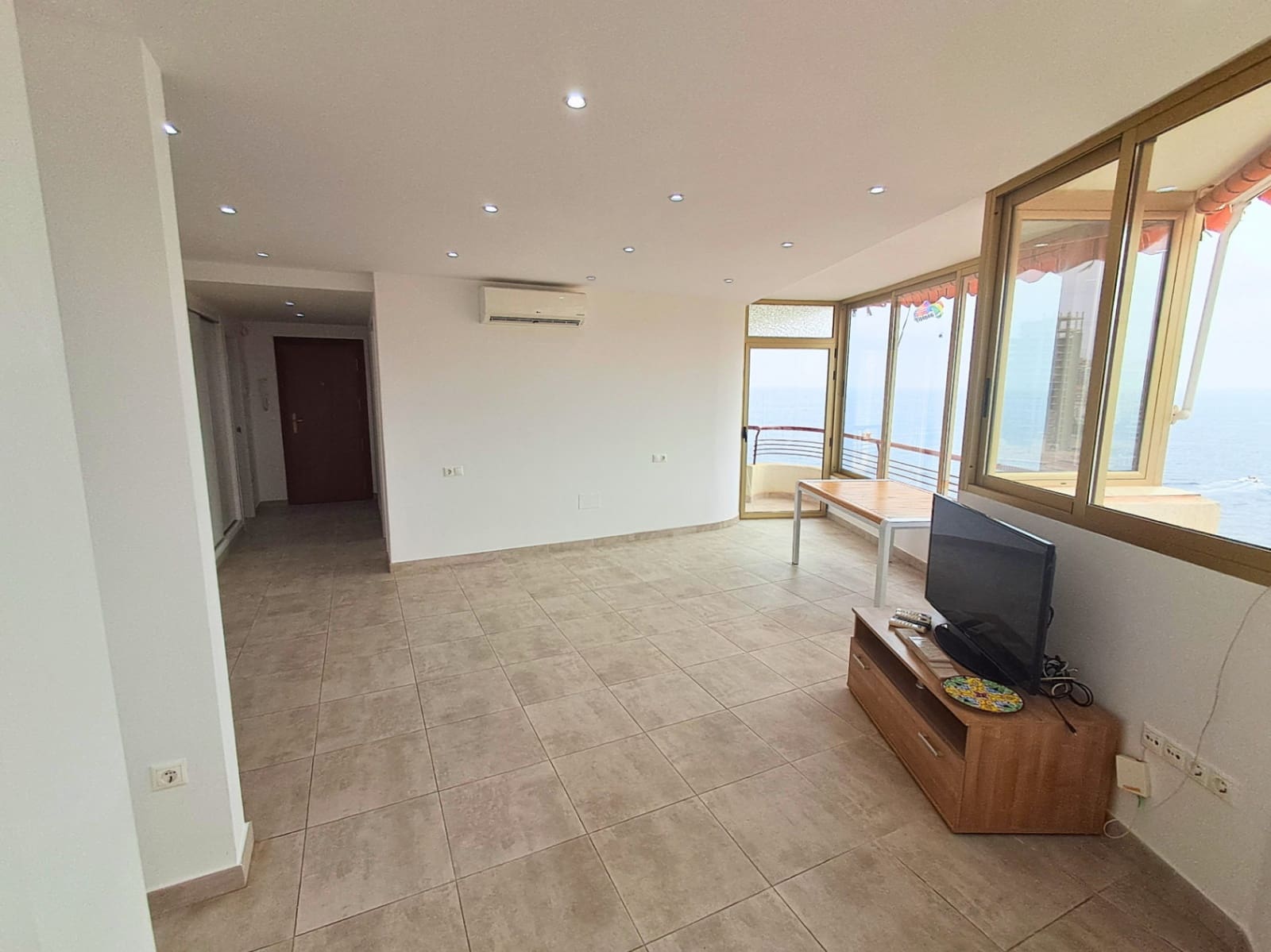 2 makuuhuone Huoneisto myytävänä paikassa Benidorm mukana 
autotalli - 328 000 € (Ref: 9977692)