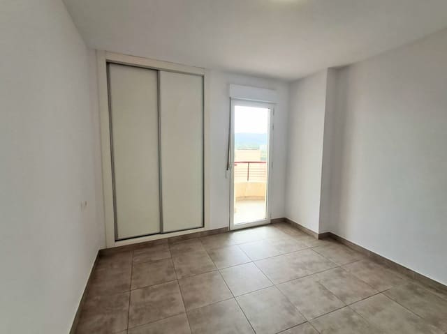 Apartamento de 2 habitaciones en Benidorm en venta con garaje - 328.000 € (Ref: 9977692)