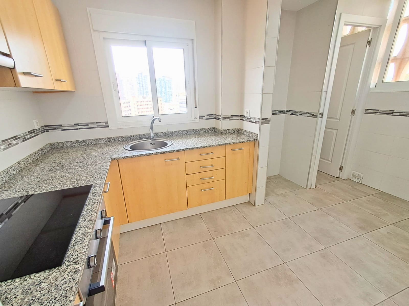 2 makuuhuone Huoneisto myytävänä paikassa Benidorm mukana 
autotalli - 328 000 € (Ref: 9977692)