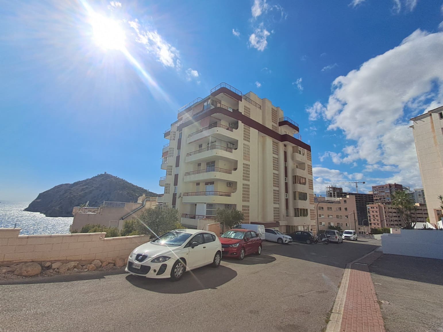 2 makuuhuone Huoneisto myytävänä paikassa Benidorm mukana 
autotalli - 328 000 € (Ref: 9977692)