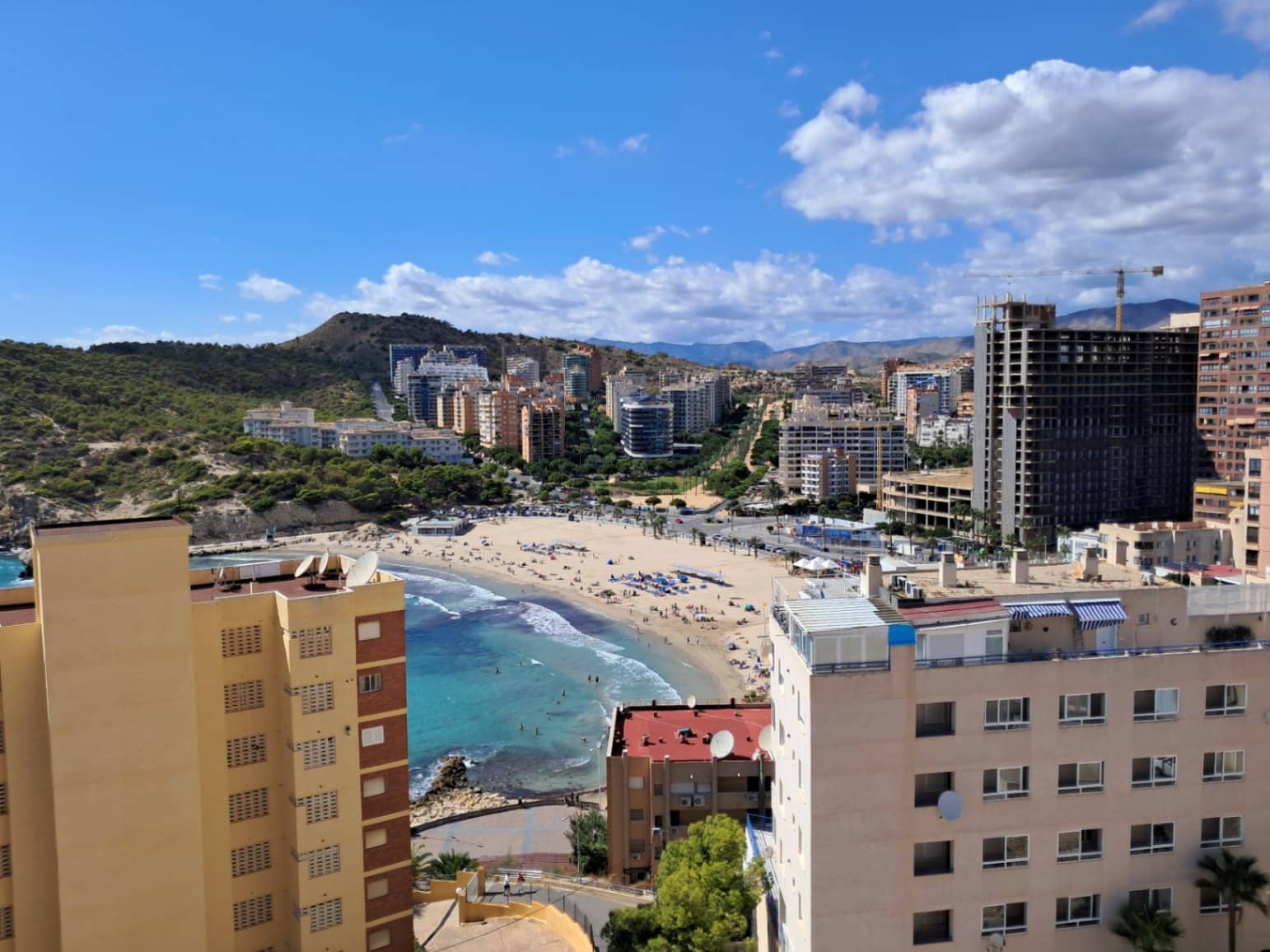 2 makuuhuone Huoneisto myytävänä paikassa Benidorm mukana 
autotalli - 328 000 € (Ref: 9977692)