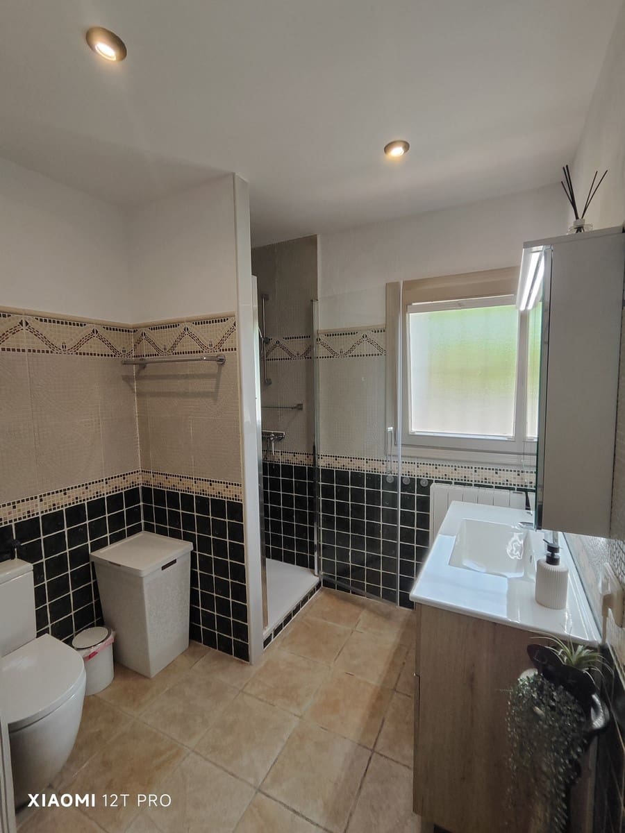 4 bedroom Villa for sale in Teulada with pool garage - € 1,290,000 (Ref: 9977693)