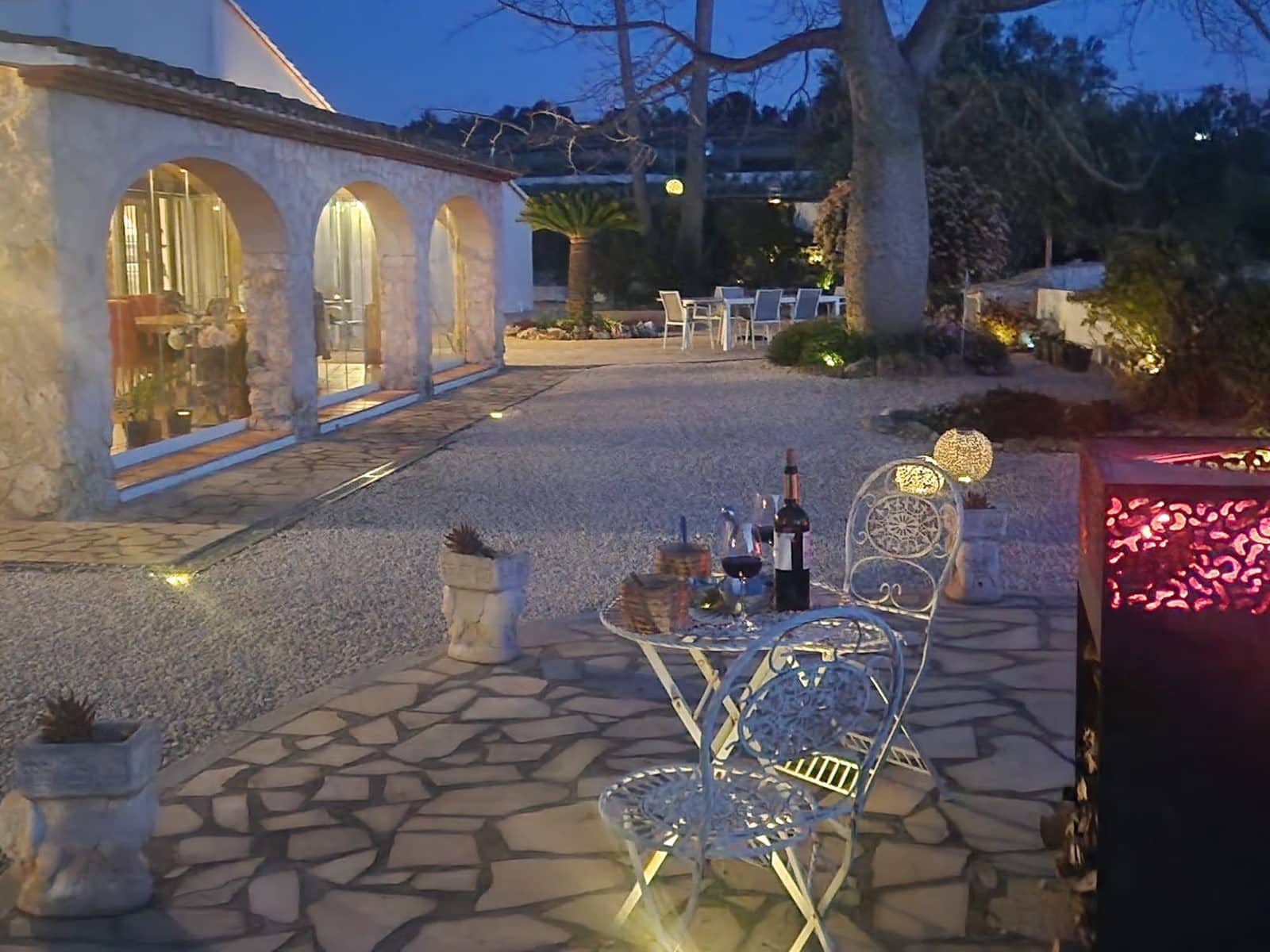 4 bedroom Villa for sale in Teulada with pool garage - € 1,290,000 (Ref: 9977693)