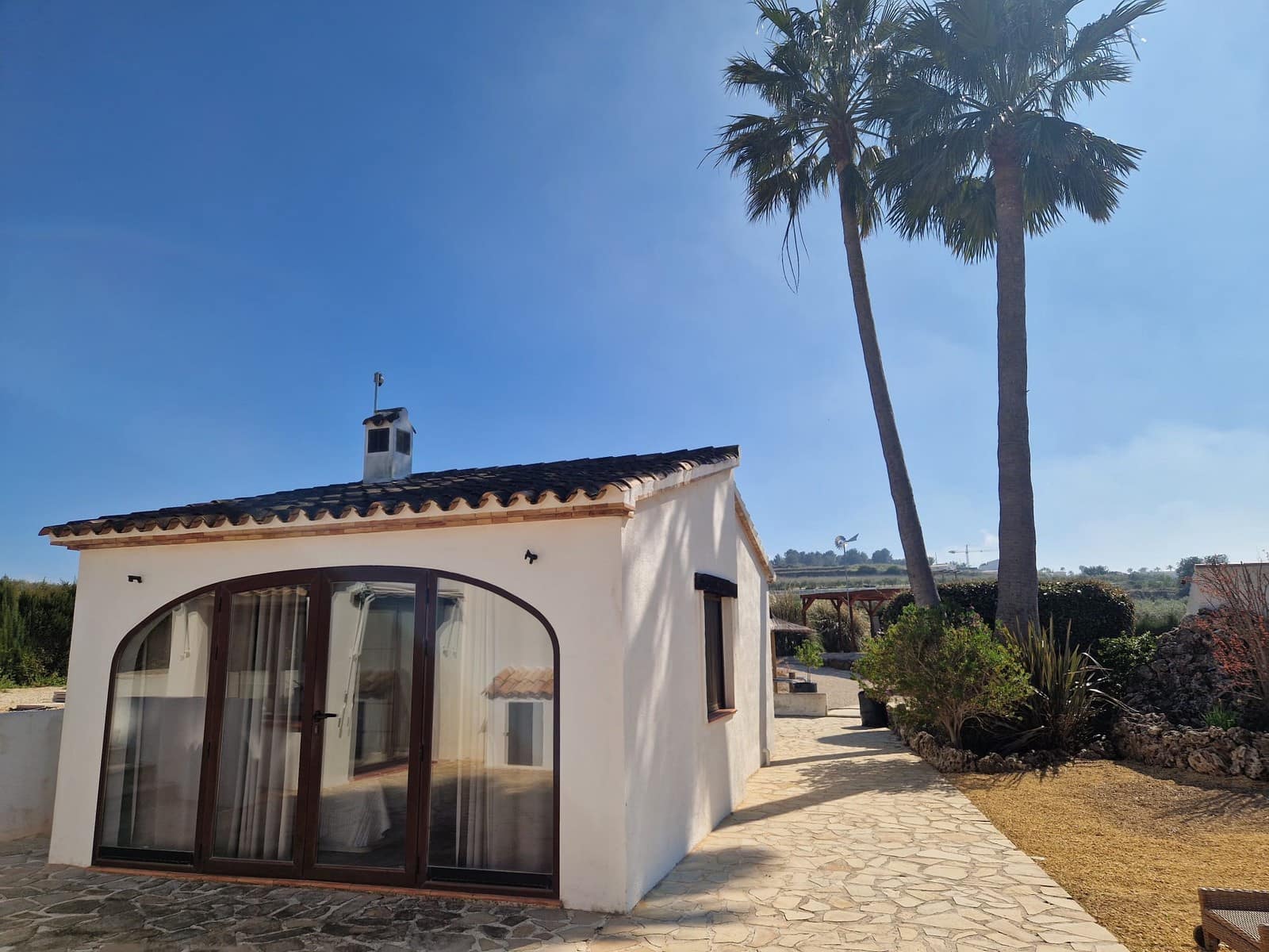 4 bedroom Villa for sale in Teulada with pool garage - € 1,290,000 (Ref: 9977693)