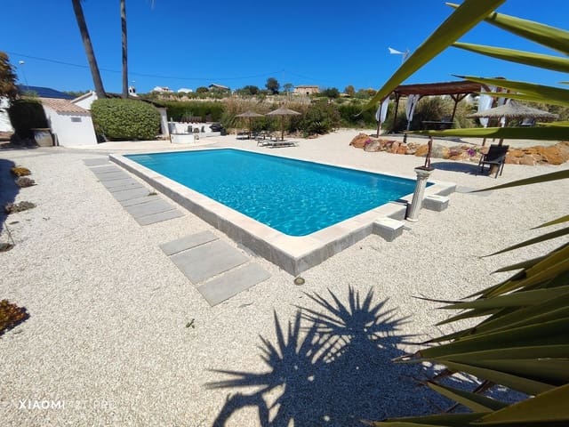 4 bedroom Villa for sale in Teulada Pueblo, Teulada-Moraira with pool garage - € 1,290,000 (Ref: 9977693)