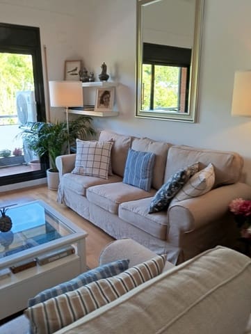 Apartamento de 3 habitaciones en Castell d'Aro, Castell-Platja d'Aro en venta con piscina - 374.900 € (Ref: 10093724)