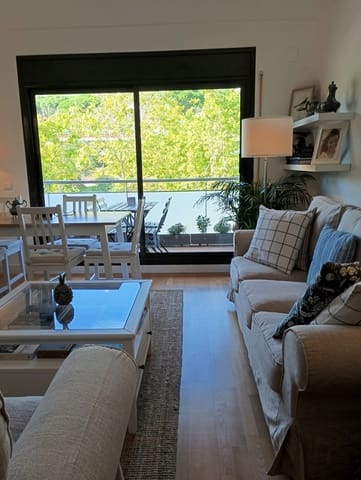 Apartamento de 3 habitaciones en Castell d'Aro, Castell-Platja d'Aro en venta con piscina - 374.900 € (Ref: 10093724)