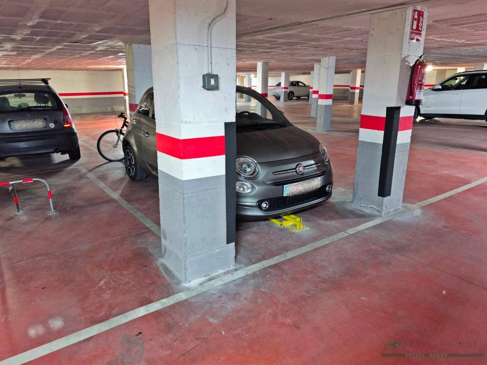 Autotalli myytävänä paikassa Platja d'Aro - 16 500 € (Ref: 10095480)