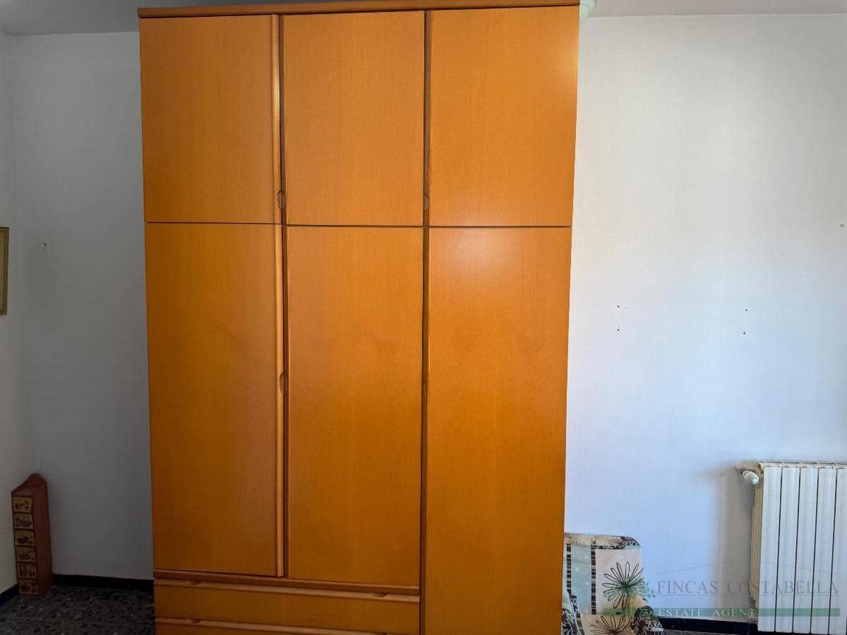 8 slaapkamer Appartement te koop in Llagostera met garage - € 450.000 (Ref: 10095481)