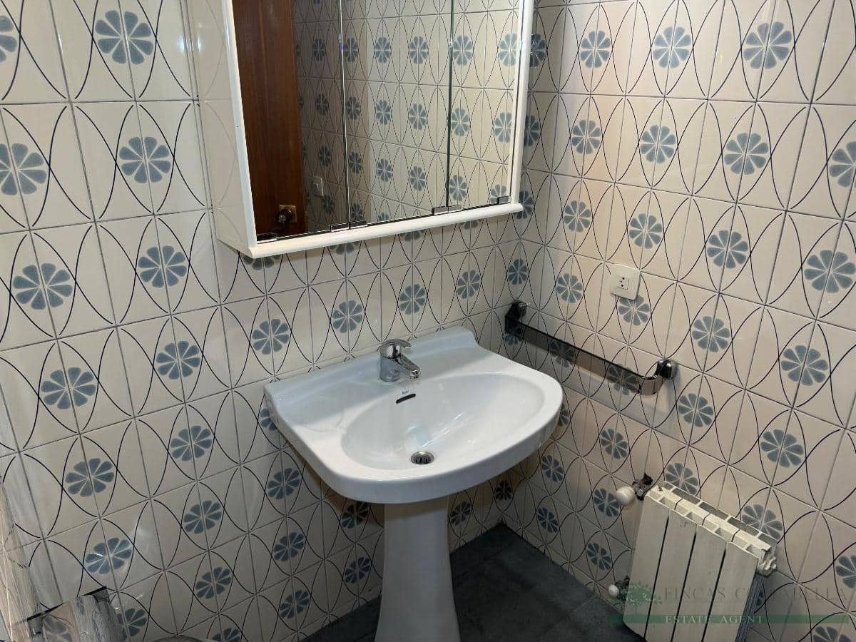 8 slaapkamer Appartement te koop in Llagostera met garage - € 450.000 (Ref: 10095481)