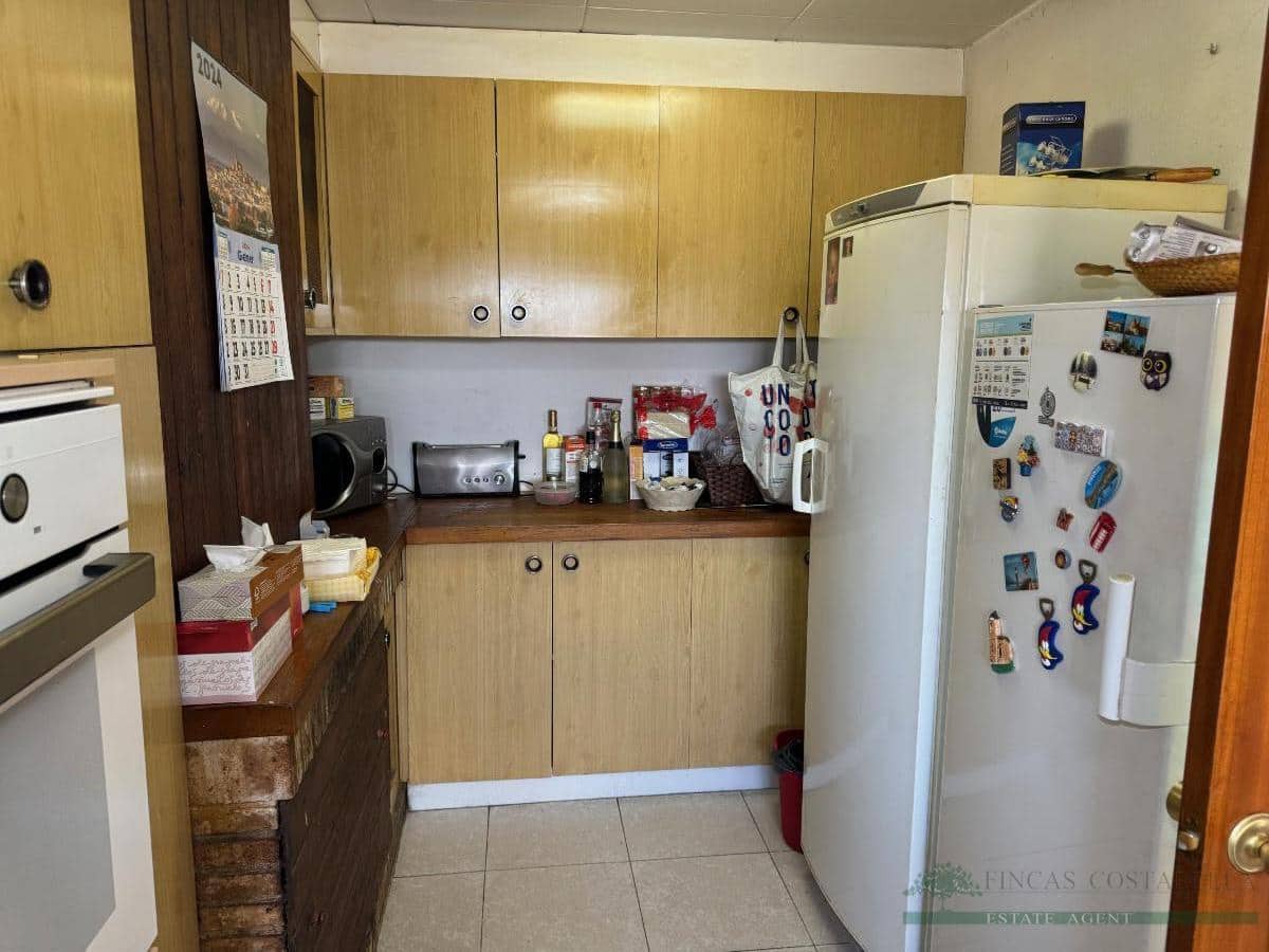 8 slaapkamer Appartement te koop in Llagostera met garage - € 450.000 (Ref: 10095481)