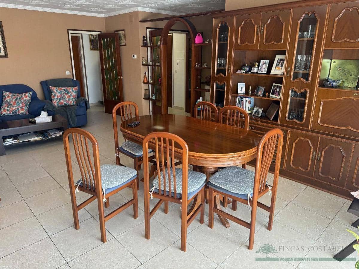 8 slaapkamer Appartement te koop in Llagostera met garage - € 450.000 (Ref: 10095481)
