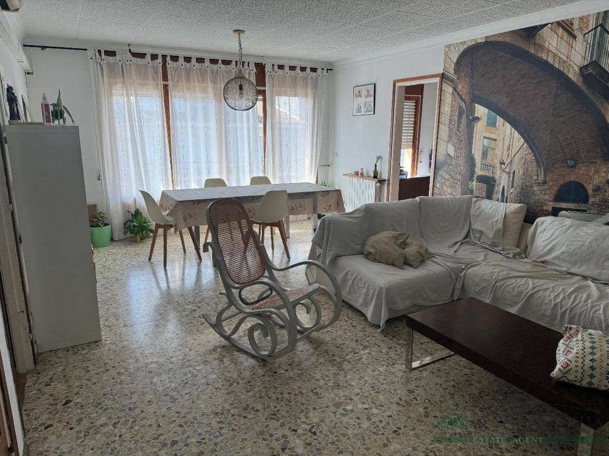 8 slaapkamer Appartement te koop in Llagostera met garage - € 450.000 (Ref: 10095481)