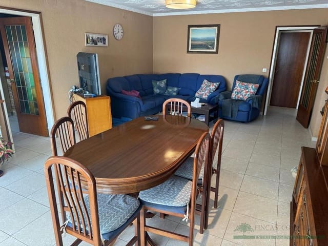 8 slaapkamer Appartement te koop in Llagostera met garage - € 450.000 (Ref: 10095481)