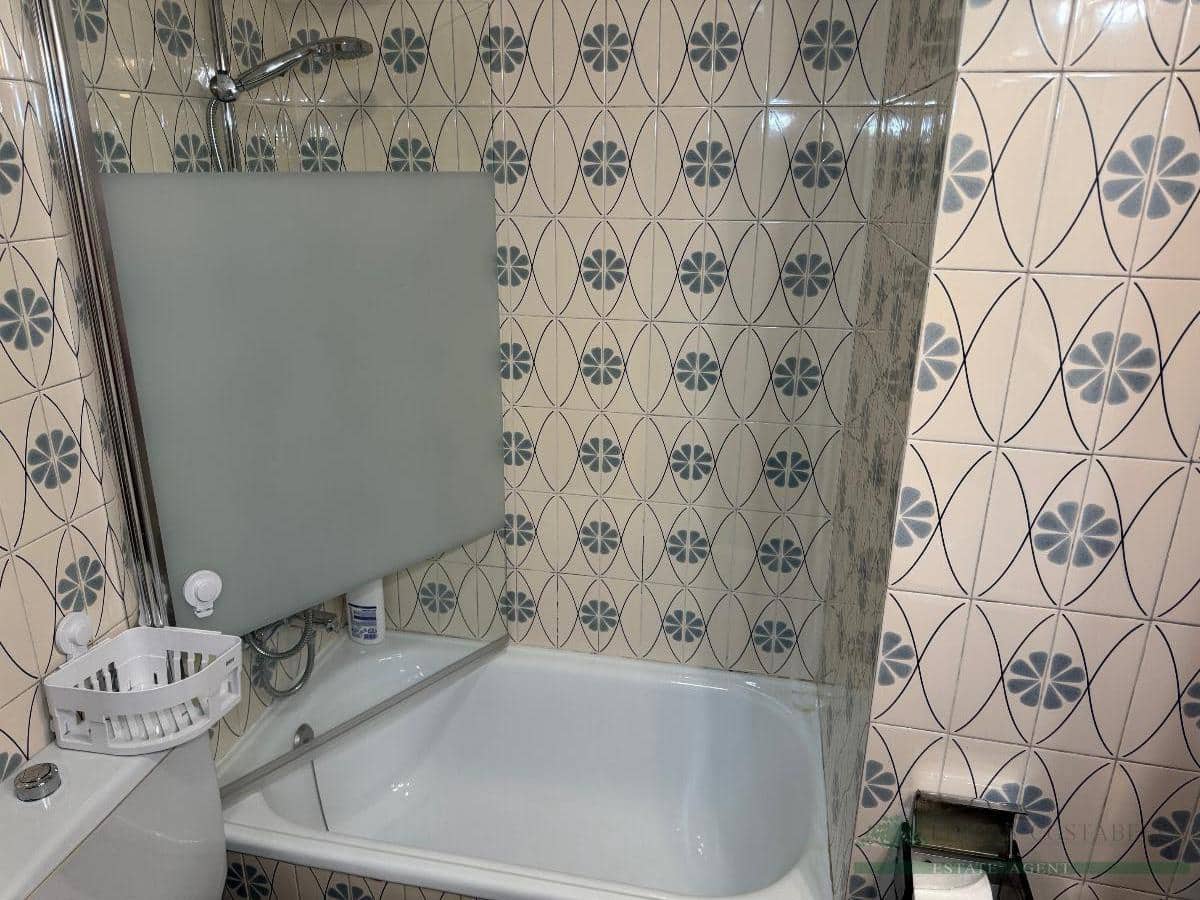 8 slaapkamer Appartement te koop in Llagostera met garage - € 450.000 (Ref: 10095481)