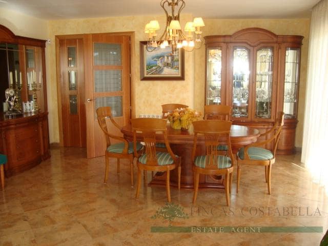 Chalet de 7 habitaciones en Platja d'Aro en venta con piscina garaje - 1.600.000 € (Ref: 10095482)