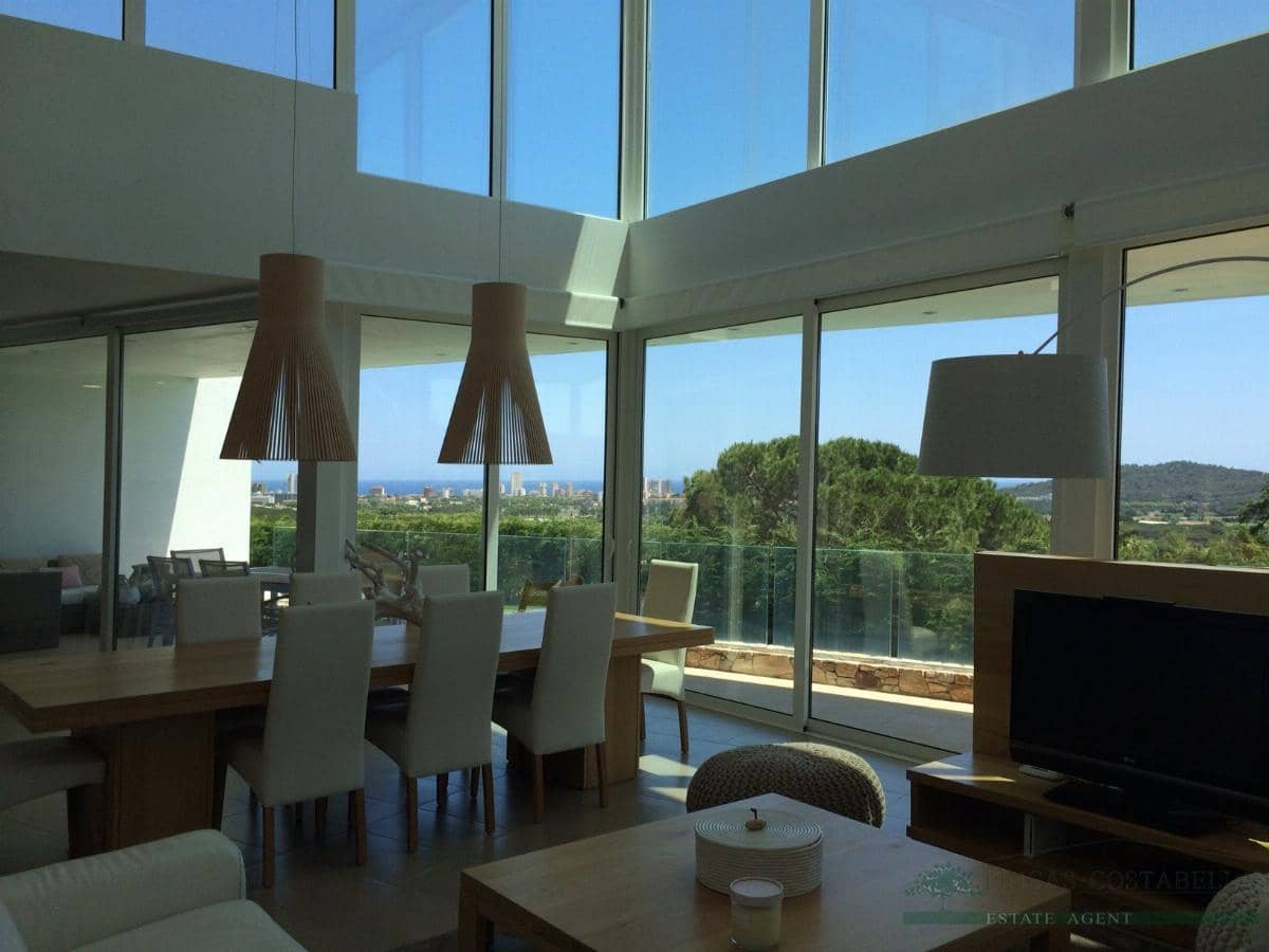 4 Zimmer Villa zu verkaufen in Castell d'Aro mit Pool Garage - 1.850.000 € (Ref: 10095483)