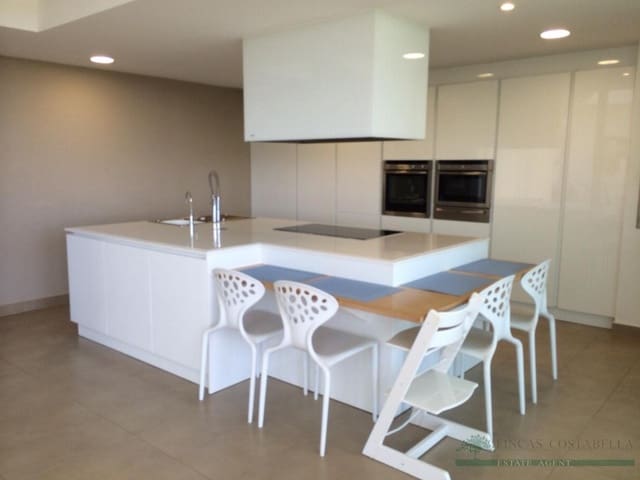 4 Zimmer Villa zu verkaufen in Castell d'Aro, Castell-Platja d'Aro mit Pool Garage - 1.850.000 € (Ref: 10095483)