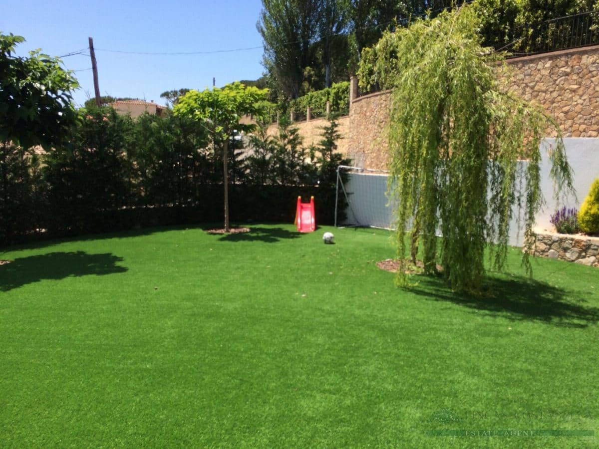 4 Zimmer Villa zu verkaufen in Castell d'Aro mit Pool Garage - 1.850.000 € (Ref: 10095483)