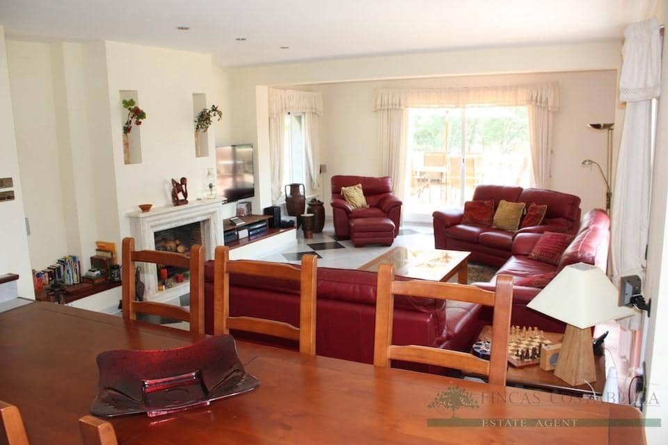 5 soverom Villa til salgs i Santa Cristina d'Aro med svømmebasseng garasje - € 950 000 (Ref: 10095484)