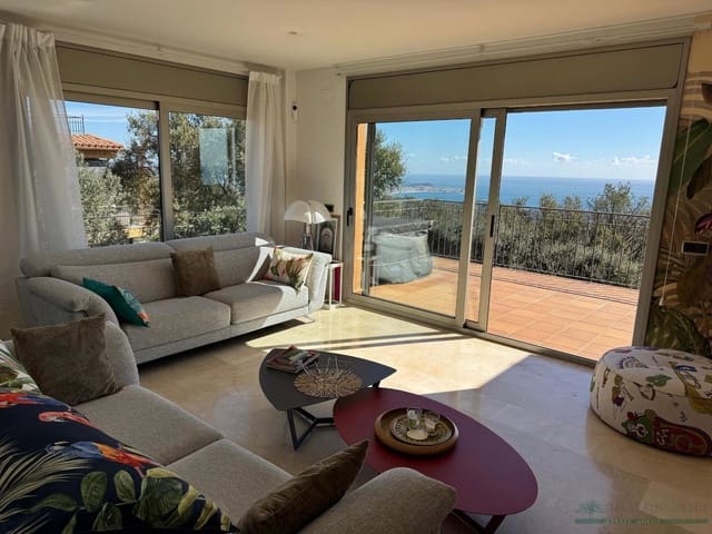 3 camera da letto Appartamento in vendita in Castell d'Aro, Castell-Platja d'Aro con piscina garage - 539.000 € (Rif: 10095488)