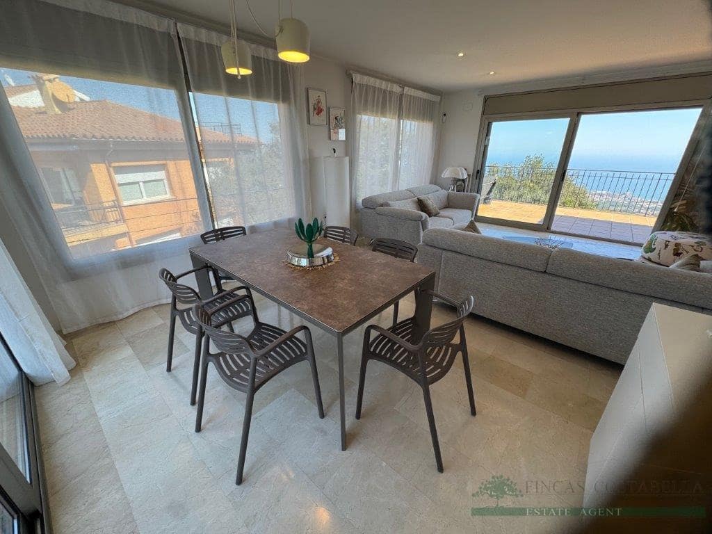 3 camera da letto Appartamento in vendita in Castell d'Aro con piscina garage - 539.000 € (Rif: 10095488)
