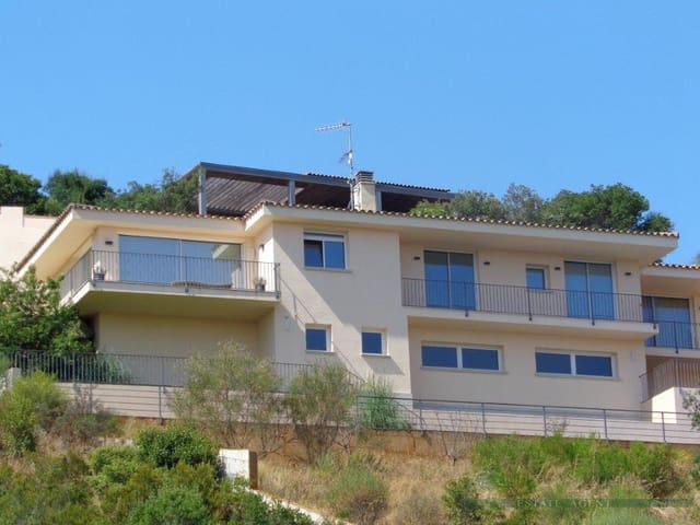 3 chambre Villa/Maison à vendre à Platja d'Aro, Castell-Platja d'Aro avec piscine garage - 978 000 € (Ref: 10095493)