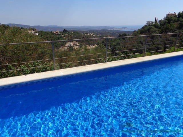 3 chambre Villa/Maison à vendre à Platja d'Aro, Castell-Platja d'Aro avec piscine garage - 978 000 € (Ref: 10095493)