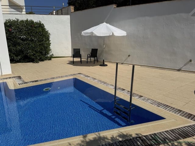 Chalet de 5 habitaciones en Platja d'Aro, Castell-Platja d'Aro en venta con piscina garaje - 969.000 € (Ref: 10095498)