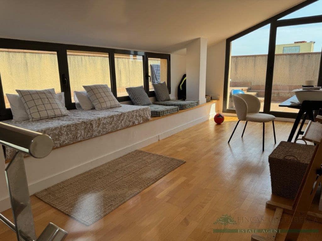 3 soveværelse Penthouse til salg i Castell d'Aro med swimmingpool garage - € 374.900 (Ref: 10095500)