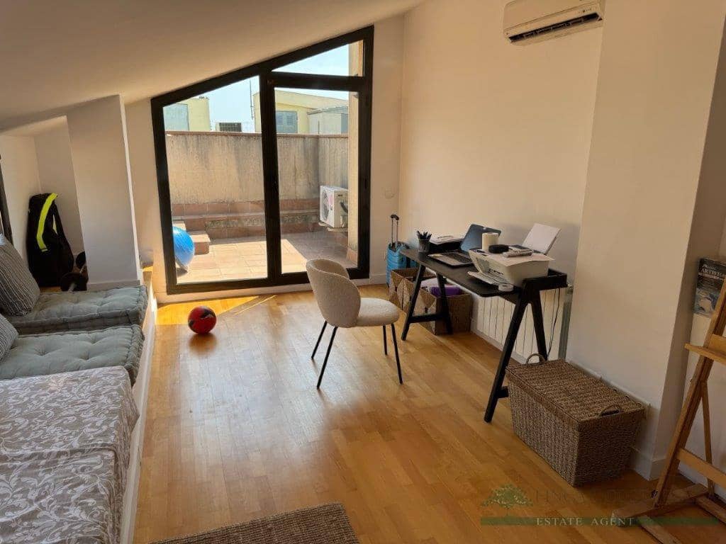 3 soveværelse Penthouse til salg i Castell d'Aro med swimmingpool garage - € 374.900 (Ref: 10095500)
