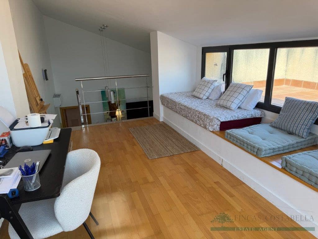 3 soveværelse Penthouse til salg i Castell d'Aro med swimmingpool garage - € 374.900 (Ref: 10095500)