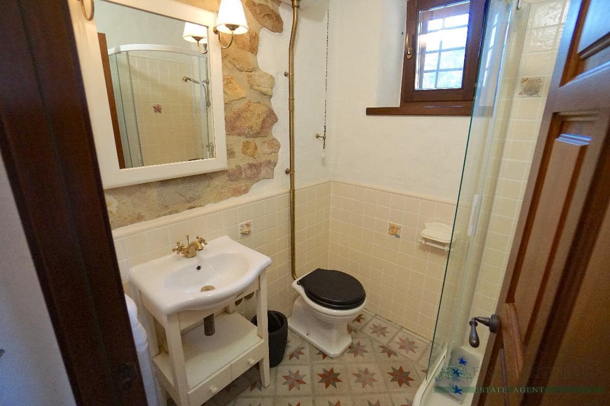 5 quarto Casa em Banda para venda em Santa Cristina d'Aro com piscina garagem - 2 250 000 € (Ref: 10095502)