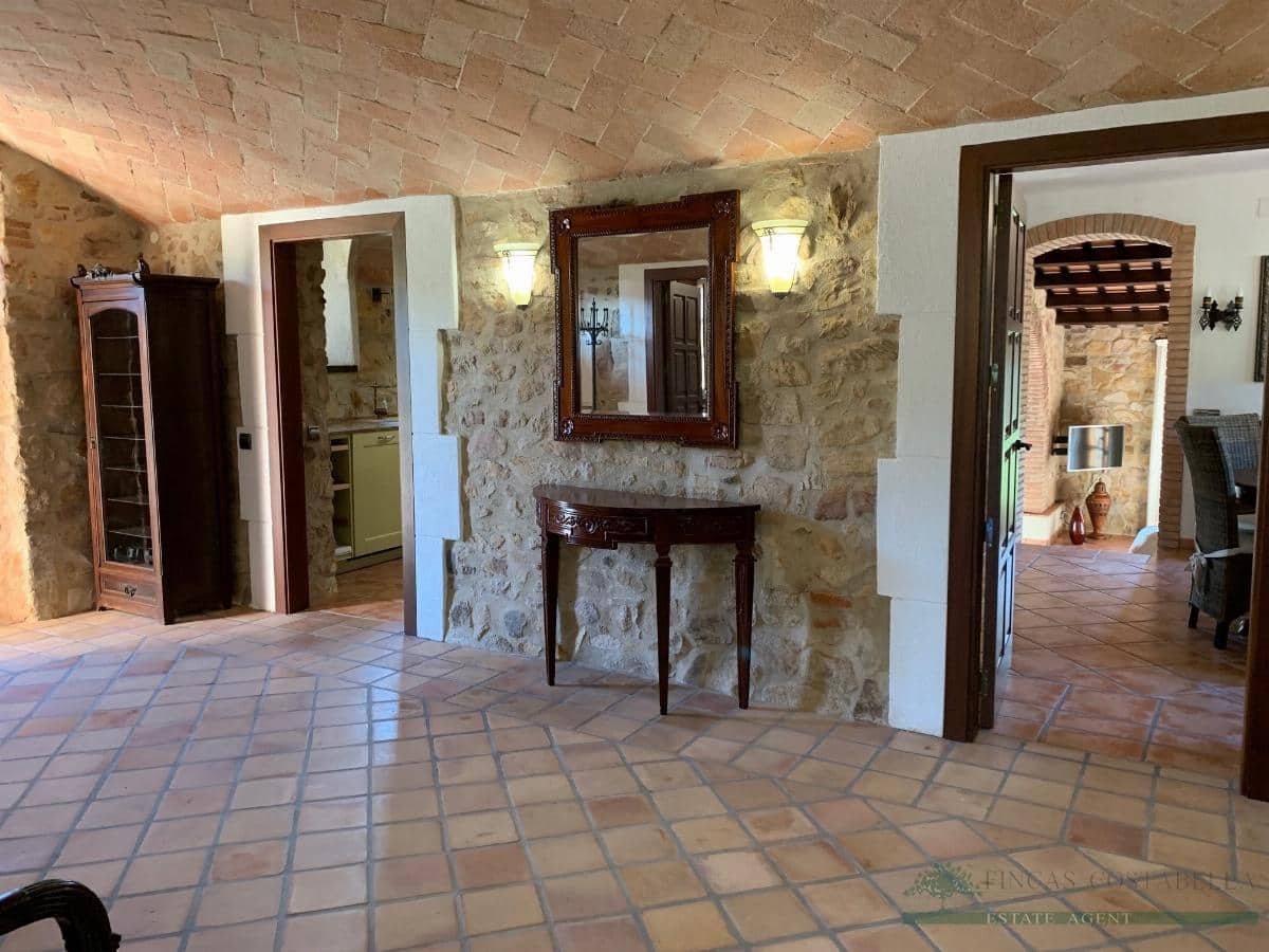 5 quarto Casa em Banda para venda em Santa Cristina d'Aro com piscina garagem - 2 250 000 € (Ref: 10095502)