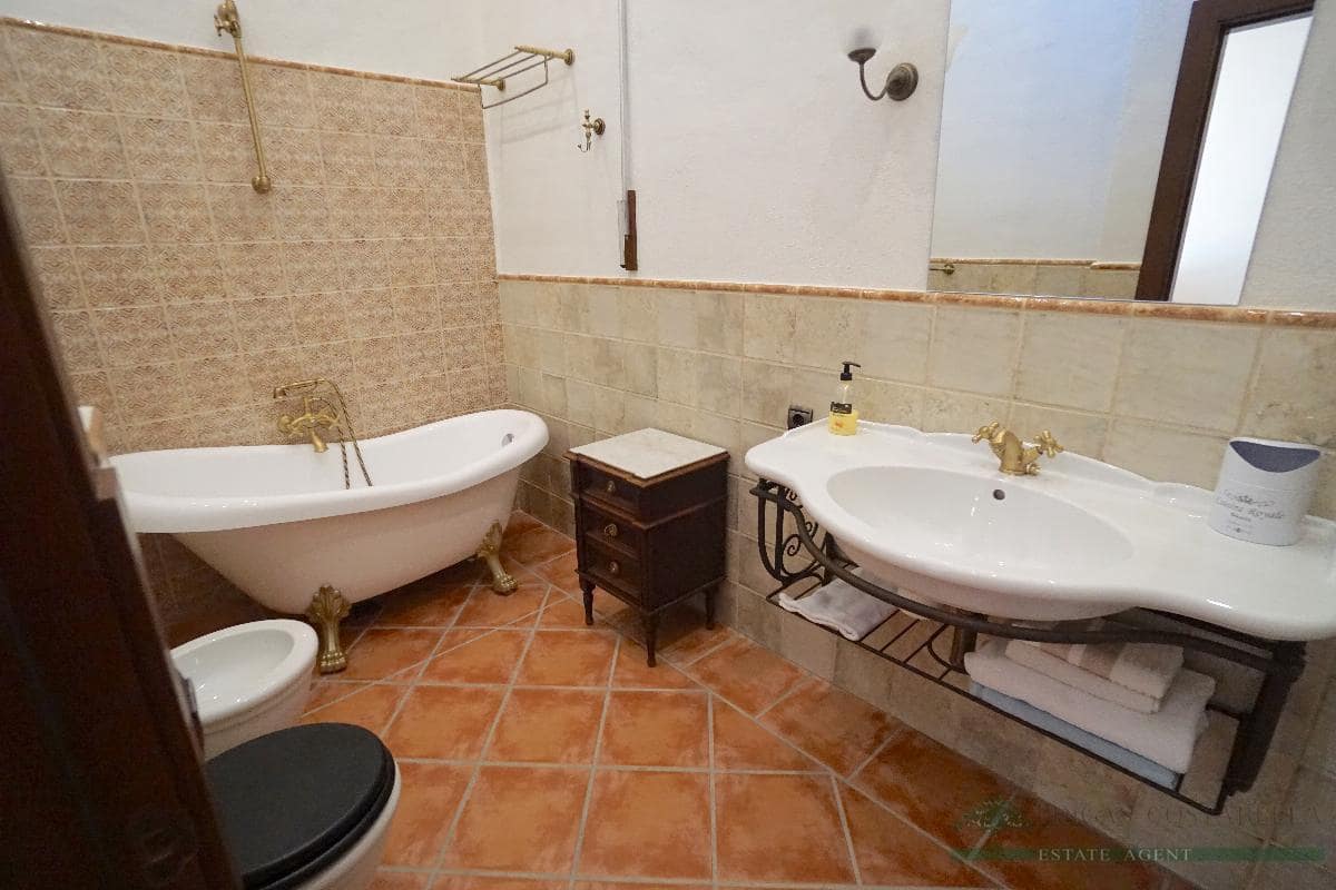 5 quarto Casa em Banda para venda em Santa Cristina d'Aro com piscina garagem - 2 250 000 € (Ref: 10095502)