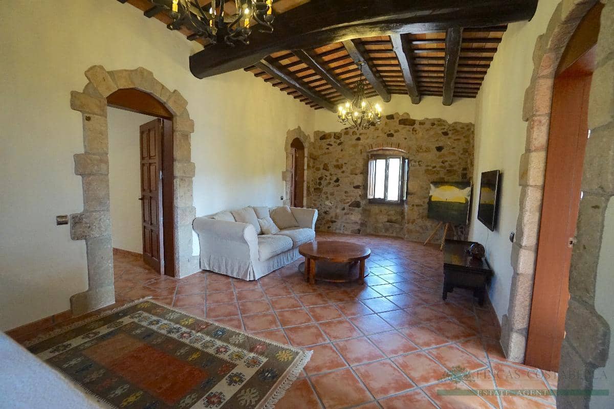 5 quarto Casa em Banda para venda em Santa Cristina d'Aro com piscina garagem - 2 250 000 € (Ref: 10095502)