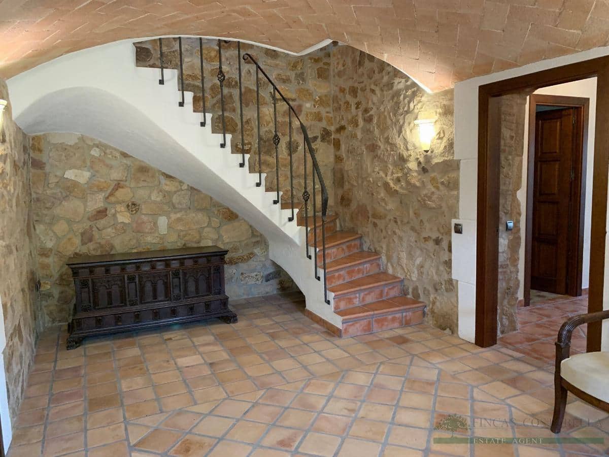 5 quarto Casa em Banda para venda em Santa Cristina d'Aro com piscina garagem - 2 250 000 € (Ref: 10095502)