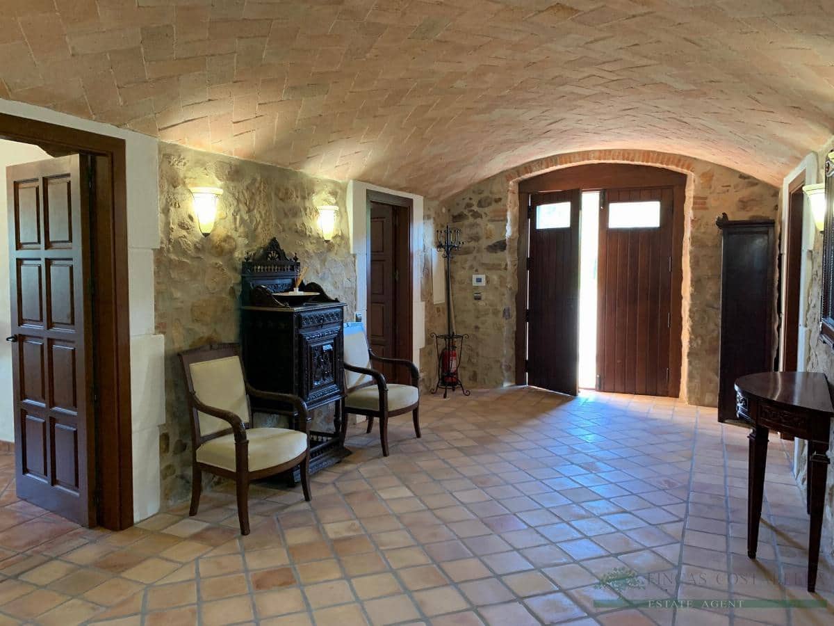 5 quarto Casa em Banda para venda em Santa Cristina d'Aro com piscina garagem - 2 250 000 € (Ref: 10095502)