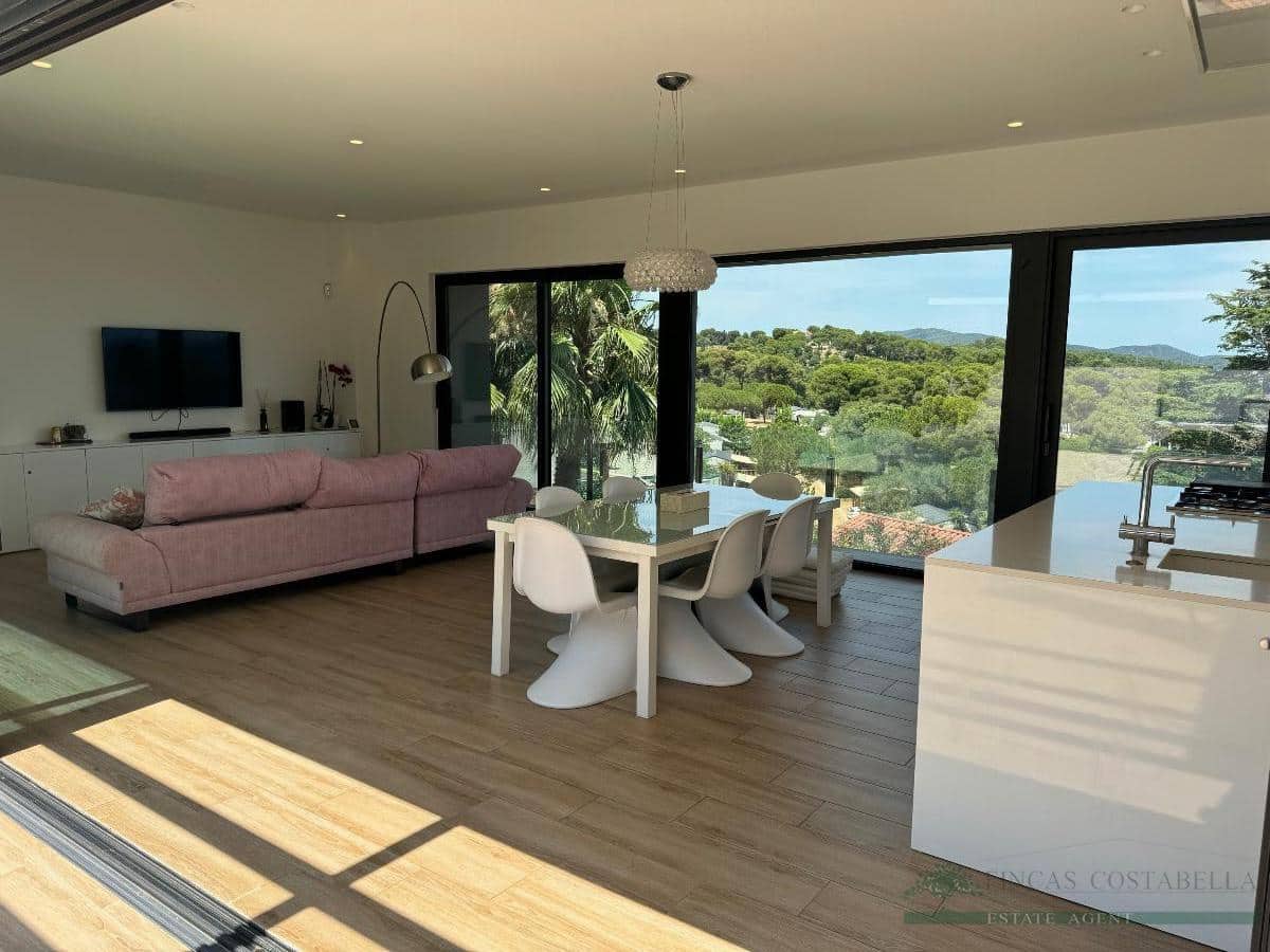4 slaapkamer Villa te koop in Calonge i Sant Antoni met zwembad garage - € 1.495.000 (Ref: 10095504)