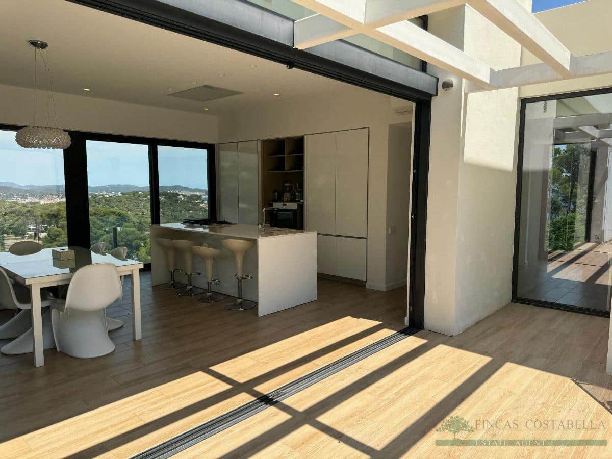4 slaapkamer Villa te koop in Calonge i Sant Antoni met zwembad garage - € 1.495.000 (Ref: 10095504)
