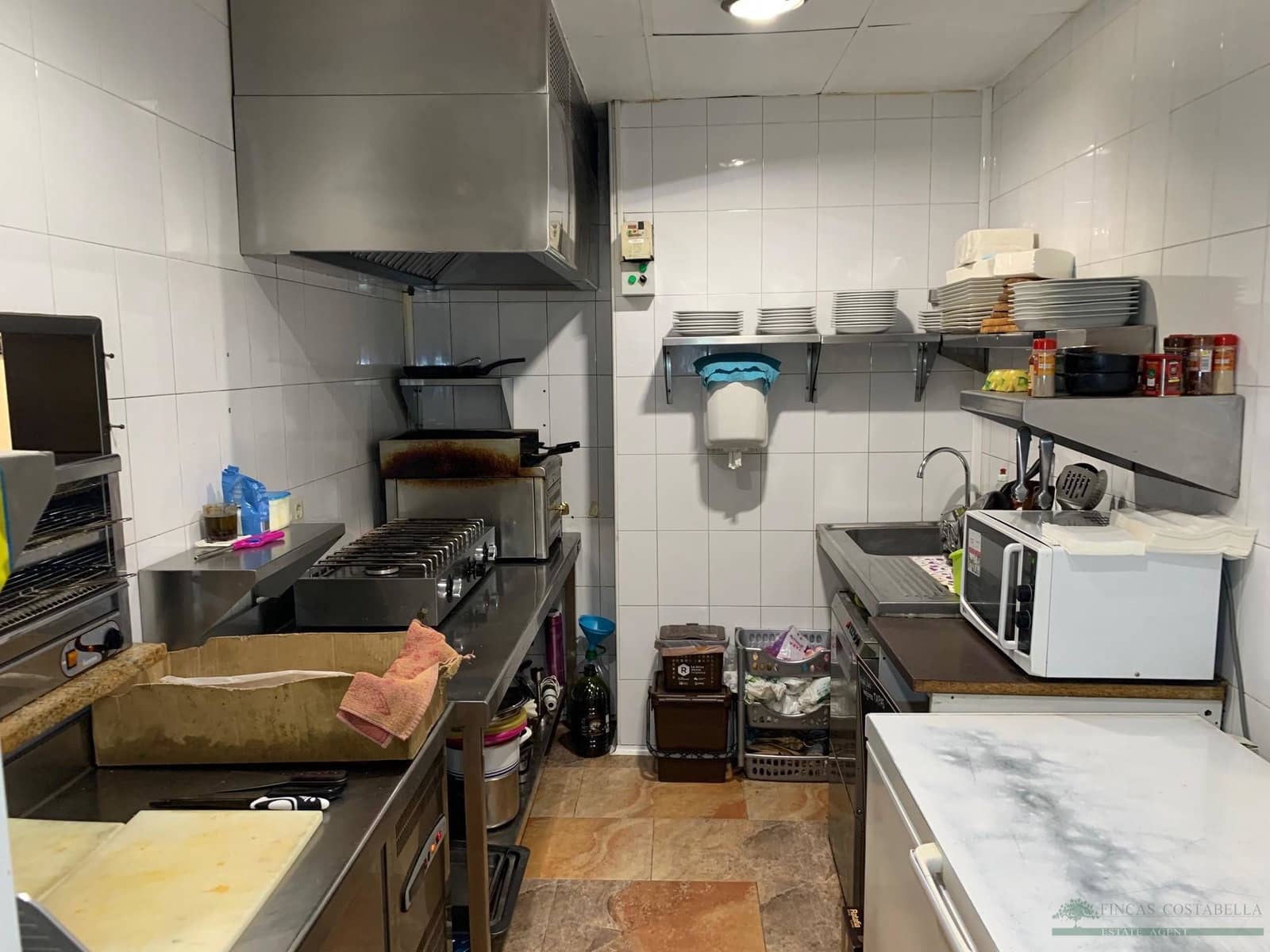 1 bedroom Commercial for sale in Caldes de Malavella - € 179,000 (Ref: 10095509)