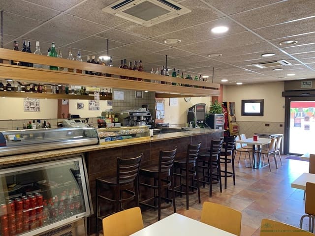 1 bedroom Commercial for sale in Caldes de Malavella - € 179,000 (Ref: 10095509)