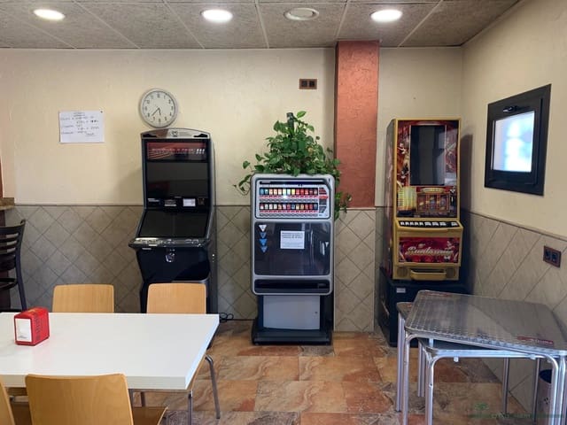 1 bedroom Commercial for sale in Caldes de Malavella - € 179,000 (Ref: 10095509)