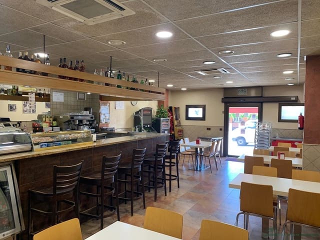 1 bedroom Commercial for sale in Caldes de Malavella - € 179,000 (Ref: 10095509)