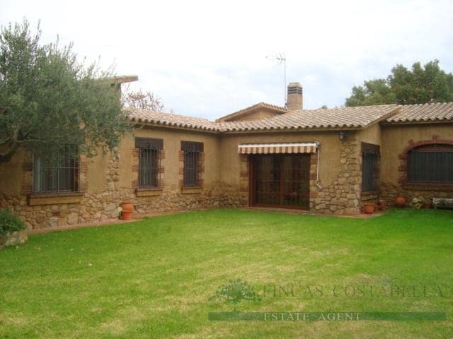 4 slaapkamer Huis te koop in Santa Cristina d'Aro met zwembad garage - € 1.350.000 (Ref: 10095512)